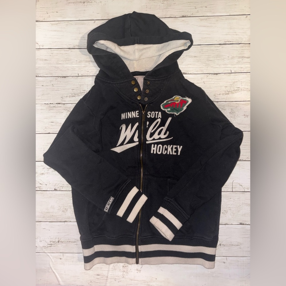 CCM Black Minnesota Wild Hoodie with Team Patch Size Medium Pre-Owned